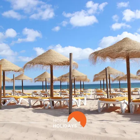 #212 Magna 106b By Holidays Apartment
