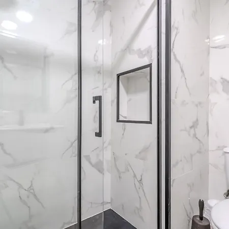 Apartment #212 Magna Pool & Views *