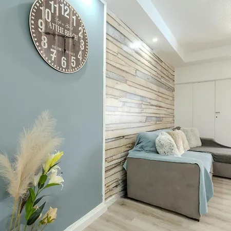 #212 Magna Pool & Views Appartement